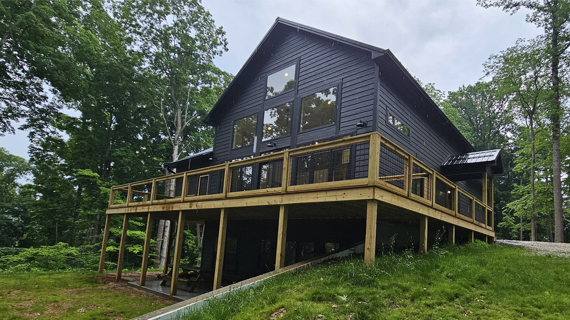 Susnak Lake House